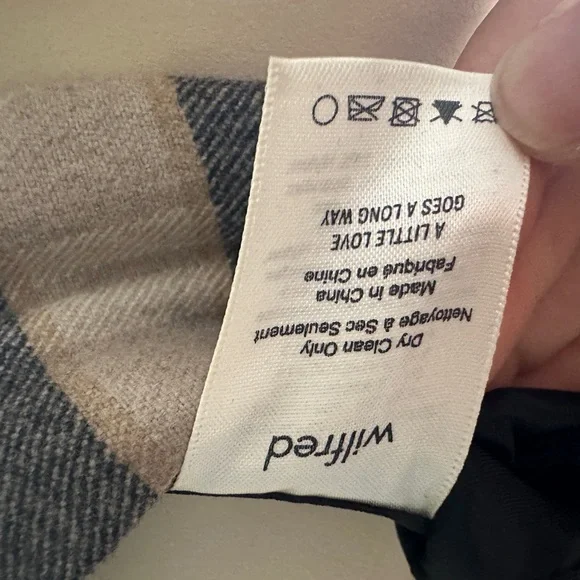 Wilfred Wool Blend Plaid Mini Skirt size 8 - Picture 12 of 13